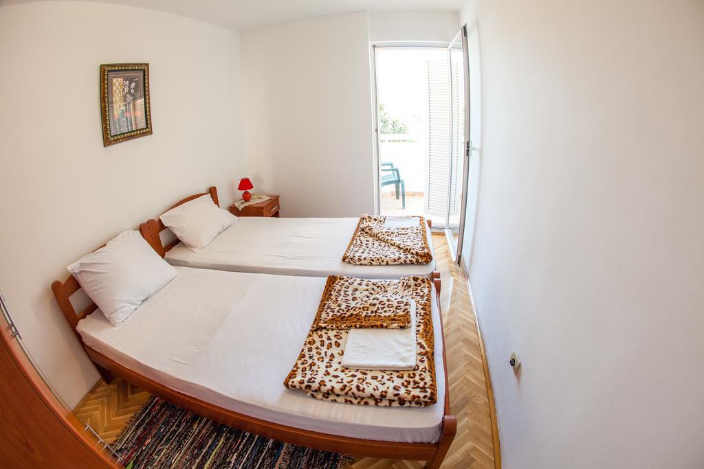 City Apartments Gosposhtina Budva Extérieur photo