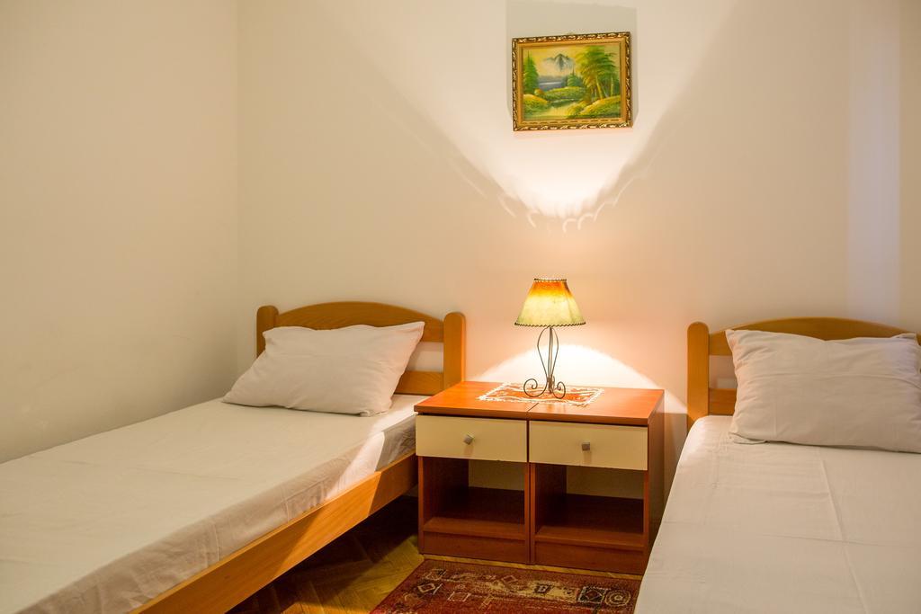 City Apartments Gosposhtina Budva Extérieur photo