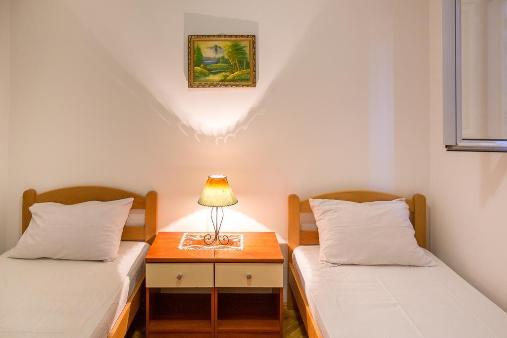 City Apartments Gosposhtina Budva Extérieur photo